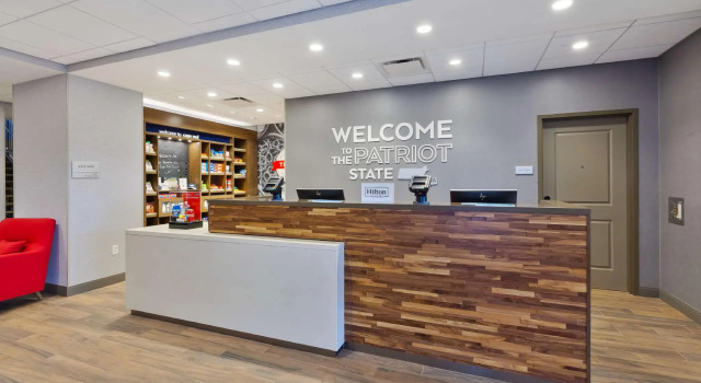 Двухместный номер Standard Hampton Inn Cape Cod Canal