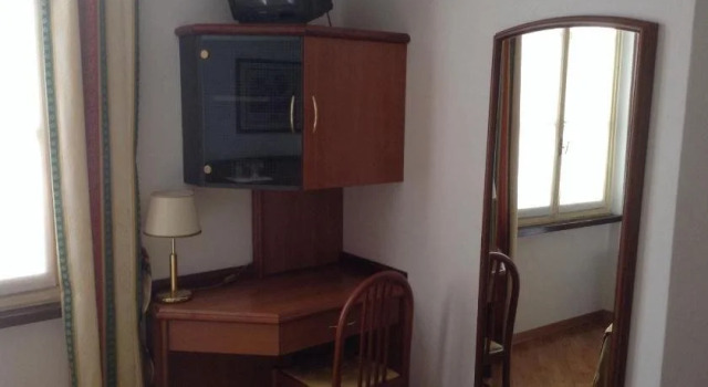 Hotel Saini with Air conditioning, Забронировать Отель Стреза Озеро Лаго-Маджоре, рядом с Парк виллы Паллавичино