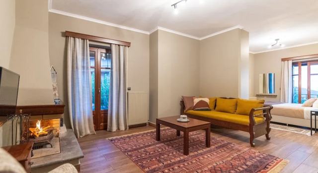 Люкс c 1 комнатой с балконом Ef Zin Hotel Arachova