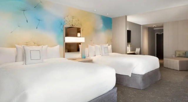 Четырёхместная студия Courtyard by Marriott Toronto Mississauga/West