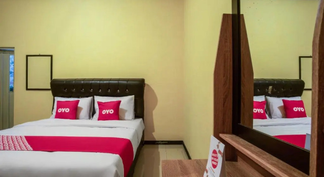 OYO 3483 Borobudur Cottage, Book Feriehus Hoteller i Kembanglimus med parkering, Parkering