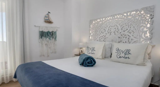 Полулюкс Deluxe Villa Center - Alojamento Local