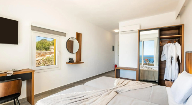 Apolis Beachscape Hotel, Prenota Hotel Amoopi 