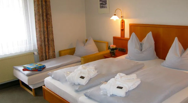 Halbersbacher Parkhotel Biedenkopf, Забронировать Отель  