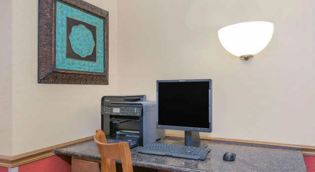 Super 8 by Wyndham Marshalltown, Varaa Mini-hotelli Marshalltown Iowa