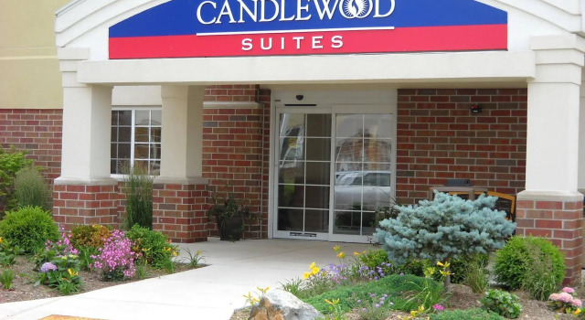 Candlewood Suites Kenosha - Pleasant Prairie by IHG, Забронировать Отель Плезант Прейри 