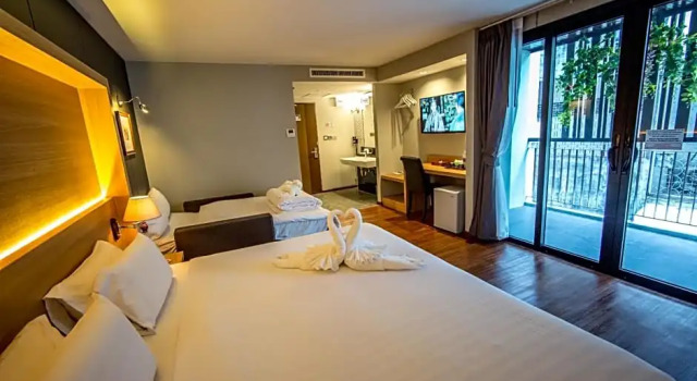 Люкс Deluxe The Three Hat Yai