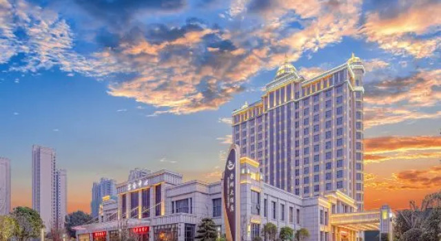 Ronghu Hotel