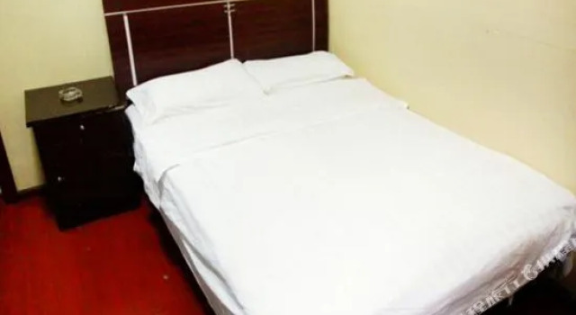 Jiqing Hotel, Забронировать Отель Ухань Хубэй, рядом с Zhongshan Park Station