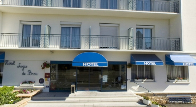 Номер Comfort CitHotel Logis De Brou, Bourg en Bresse RENOVE EN 2026