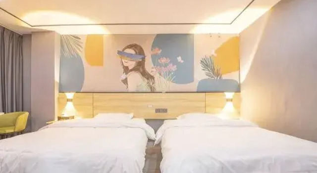 Семейный люкс Tongluo Lake Apartment (Yangjiang Baili Plaza Branch)