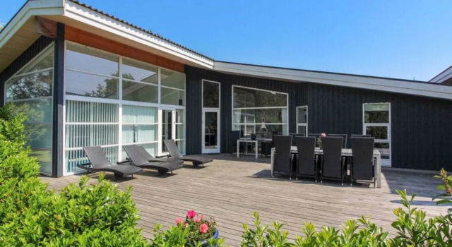 "Baltur" - 950m from the sea in Lolland, Falster and Mon, Boek Hotel Idestrup Falster