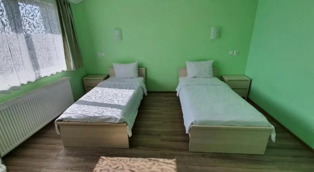 Двухместный номер Superior с видом на сад Luxor Inn & Suites
