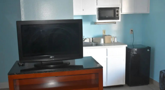 Четырёхместный номер Standard Guest Cottages & Suites, Brunswick GA