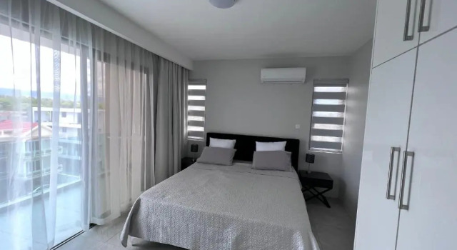 Апартаменты с 3 комнатами 3BD Luxury Penthouse, Big Terrace, 5min from beach