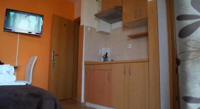 Apartments Tomic, Забронировать Апартаменты/квартира Отели Биоград-на-Мору с парковкой, рядом с Частный Пляж «Кемп Сенди», Парковка