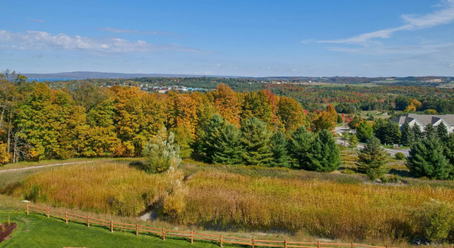Standard- dobbelt værelse med udsigt Courtyard by Marriott Petoskey at Victories Square
