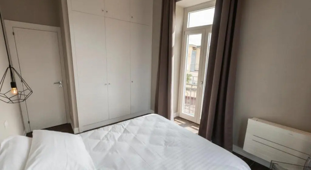 Residenza Trinità, Забронировать Отель Отели Неаполя 4 звезды, рядом с Кафедральный собор Неаполя, 4*