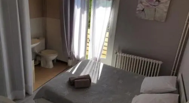 Les kakis, Buchen Sie Hotel Cazaubon Gers