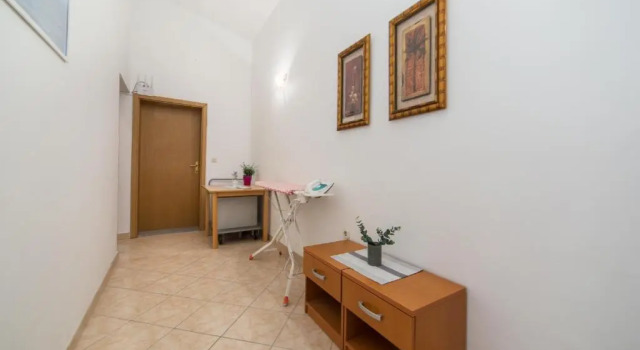 Apartments Janja, Забронировать Апартаменты/квартира Отели Подаца с парковкой, Парковка