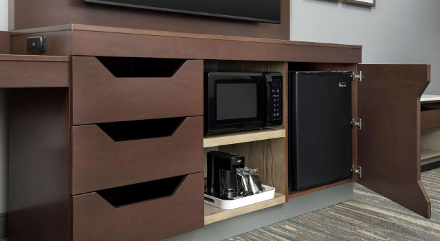 Четырёхместный номер Standard Hampton Inn & Suites Rapid City Rushmore, SD