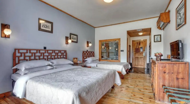 Семейный номер Standard с балконом и с видом на реку Yangshuo Mountain Retreat