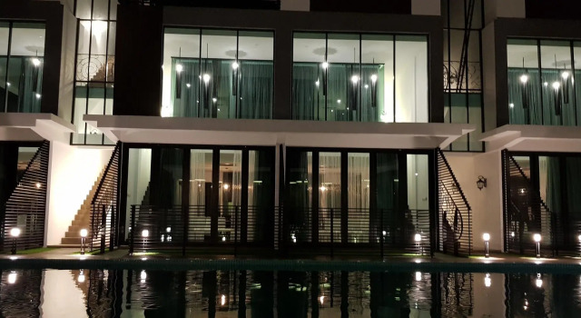 Hermitage Boutique House