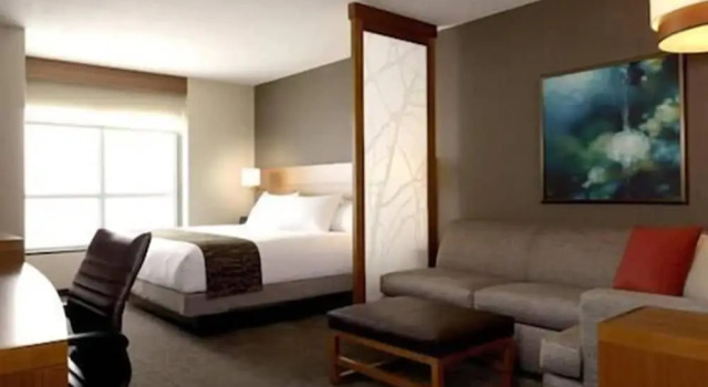 Двухместный номер Hyatt Place Detroit/Novi