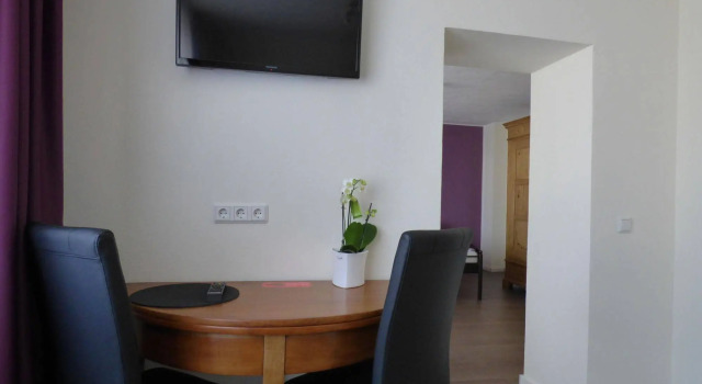Apado-Hotel garni, Забронировать Отель Хомбург земля Саар, рядом с Saarland University Hospital