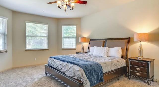 < 1 Mi to Lake Conroe: Home w/ Furnished Patio!, Book Hotel Conroe 