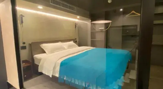 Семейный люкс с 2 комнатами Zhuhai Low-key LOFT Suite Apartment (Huafa Shangdu Haiyin Youyicheng Branch)