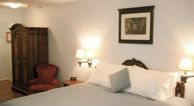 Номер Economy Herons Landing Hotel