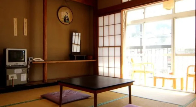 Motoyu Yunishikawakan Honkan