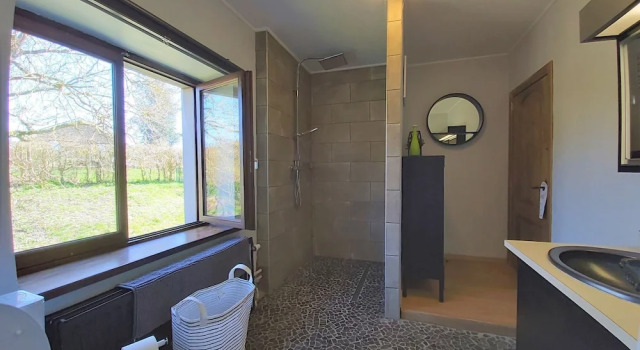 Charming Holiday Home in Sautour With Private Garden