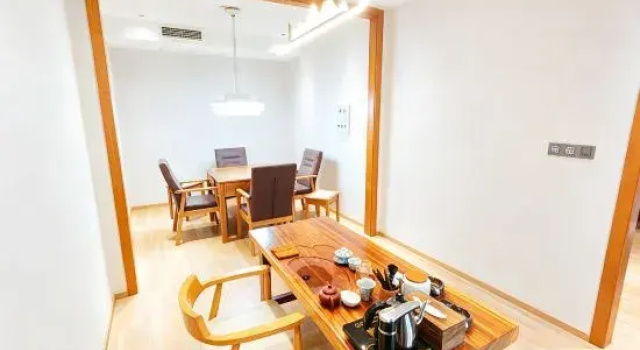 Люкс You lan Hotel (Chongqing East Railway Station Tea Garden East Railway Station Branch)
