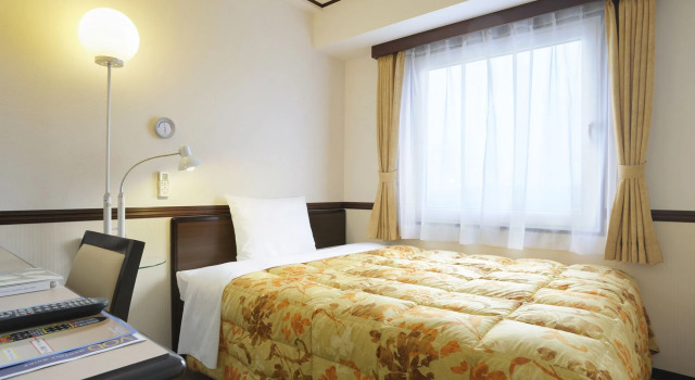 Toyoko Inn Tokyo Shinagawa-eki Takanawa-guchi, Забронировать Отель Отели Токио с парковкой, рядом с Old Takeda Palace House, Minato Tokyo, Парковка
