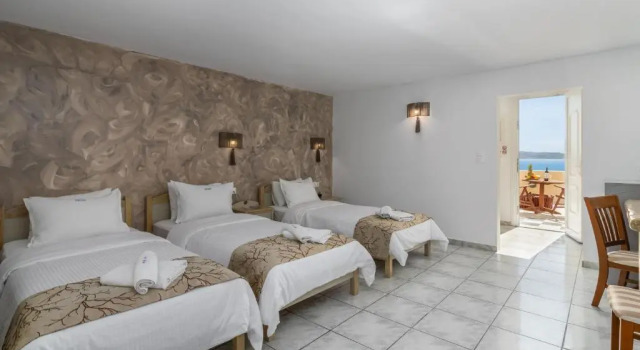 Номер Deluxe Portiani Hotel