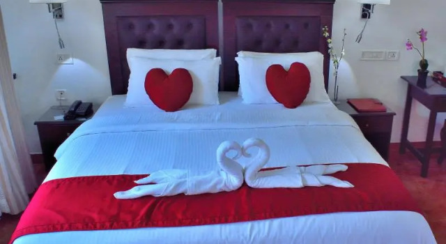 Paradise Resorts