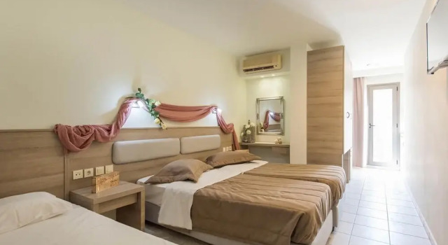 This Studio Room for up to 3 Adults is Perfect for a Grand Vacational Experience, Забронировать Апартаменты/квартира Малия Центральный Крит