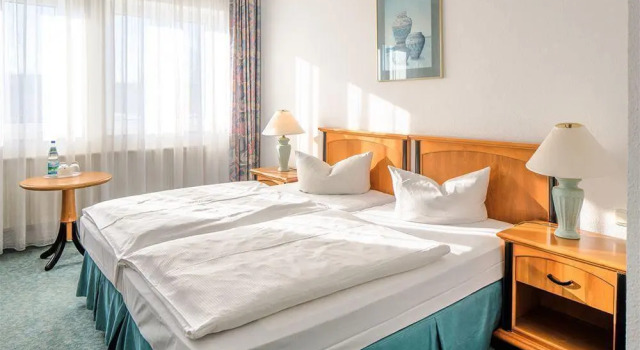 Mirage, Rezerwuj Hotel Muehlhausen 