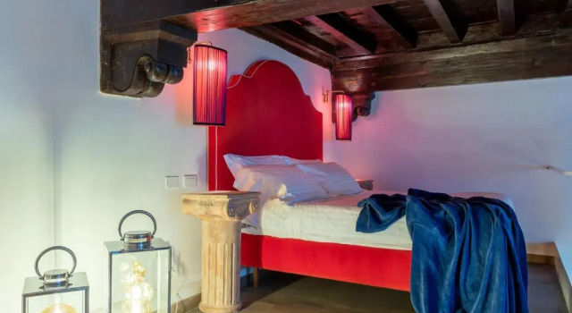 LoveTheLoft - LoveTheApartments, Забронировать Апартаменты/квартира Уффици Флоренция, рядом с Дом Буонаротти