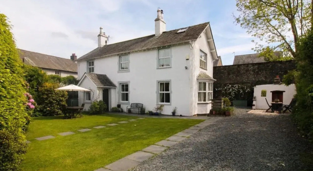 Crow Cottage, Забронировать Дом для отпуска Кесвик Derwentwater, рядом с The Puzzling Place