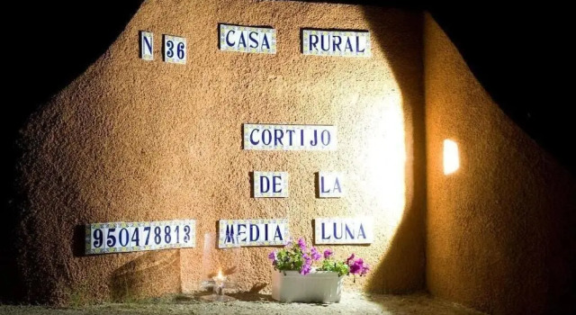 Cortijo de la Media Luna