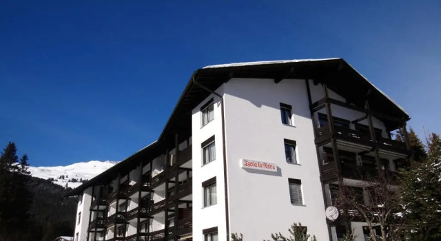 Zuhause in den Alpen Ihre Ferienwohnung mit Hallenbad und Sauna, Book Hotel Vaz-Obervaz Grisons