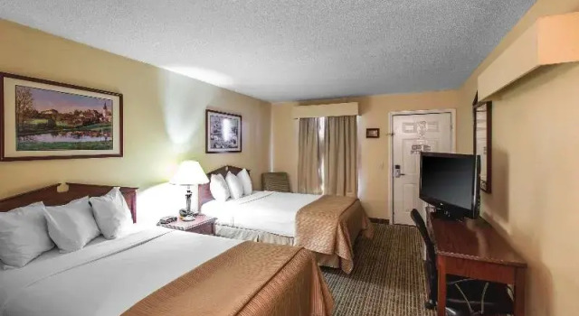 Camera quadrupla Standard Quality Inn Jesup