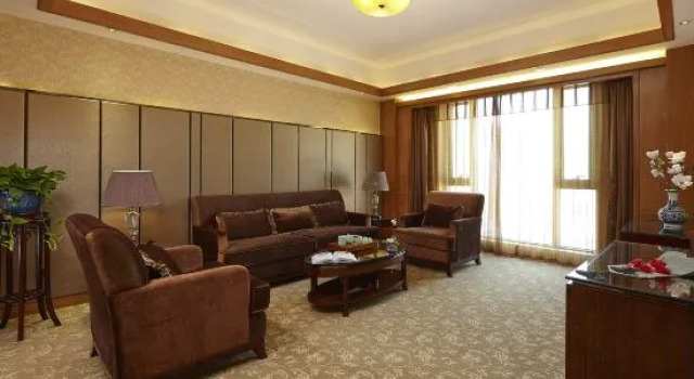 Семейный люкс Deluxe Yangzhou Mingfa International Hotel