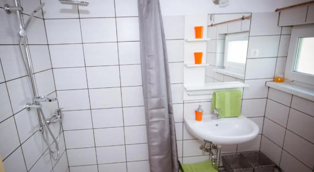 Liliana Apartman és Csónakház, Rezervovat Apartmán Badacsonytomaj 