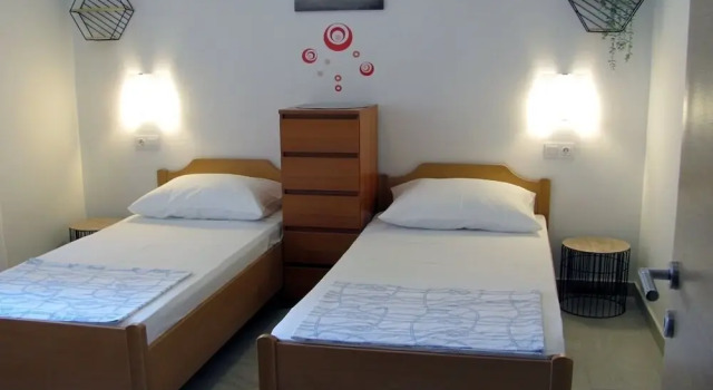 Neve - 50 m From Beach - A4, Забронировать Отель Отели Мандре 3 звезды, 3*
