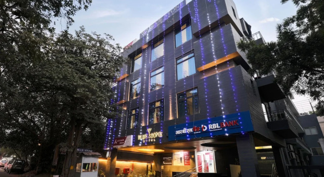 Hotel Blue Stone - Nehru Place, Забронировать Отель Отели Нью-Дели 4 звезды, рядом с Рынок М-Блок, 4*