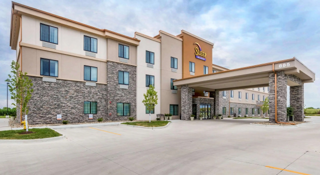 Sleep Inn & Suites West Des Moines near Jordan Creek